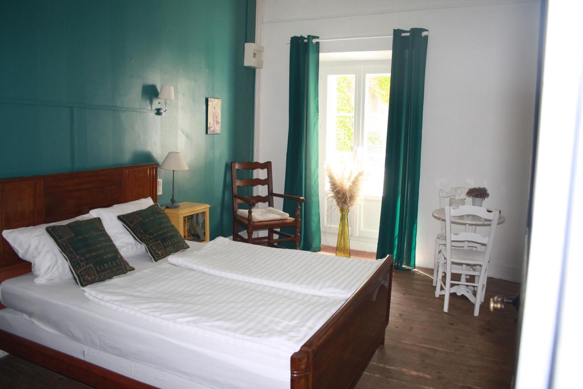 Le Therminus Chambres D Hotes Rennes-les-Bains エクステリア 写真